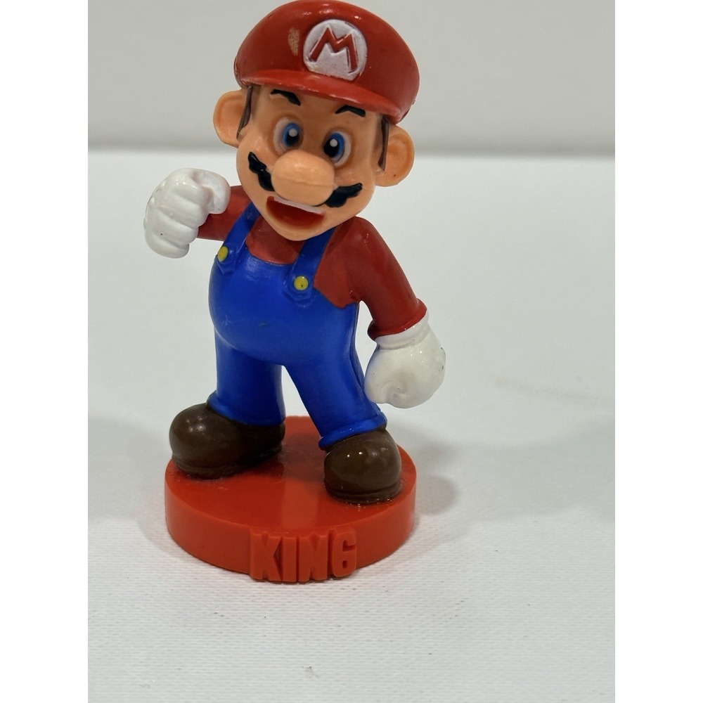 Nintendo Super Mario Chess Collectors Ed. Replacement Figures King Mario